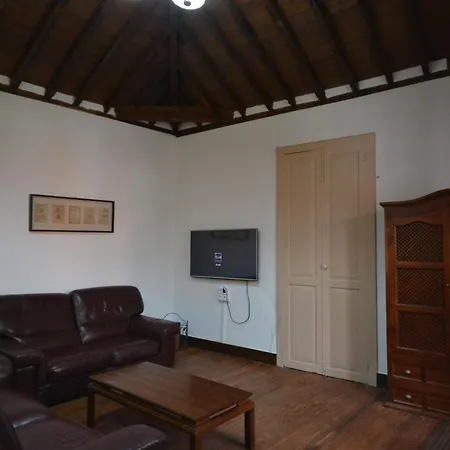 Casa Antigua La Embajada Casa de Férias